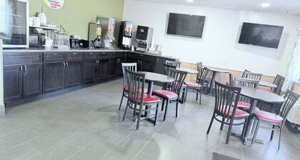 Super 8 by Wyndham Fond Du Lac