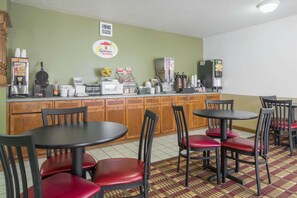 매일 테이크아웃 무료 아침 식사 포함