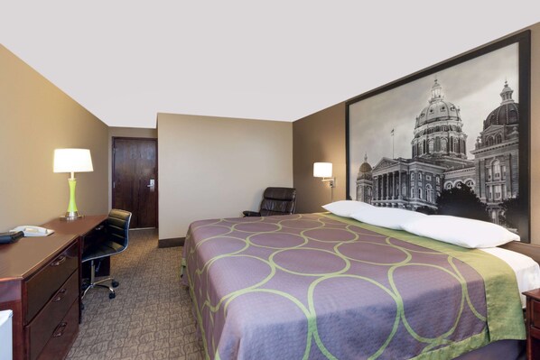 客房内保险箱、办公桌、熨斗/熨板、免费婴儿床