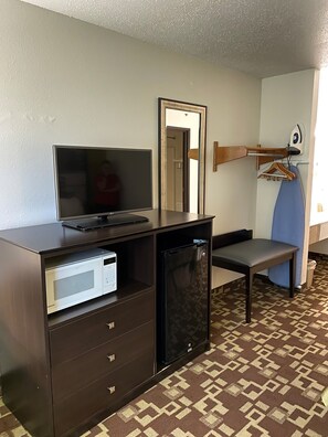 Room, 1 Queen Bed, Non Smoking