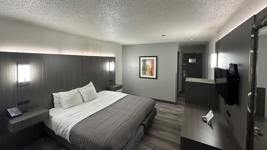 Magnuson Hotel Fort Wayne North – Coliseum