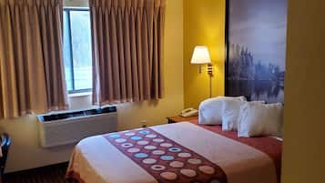 Caja de seguridad en la habitación y escritorio