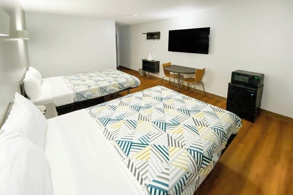 Standard Room, 2 Double Beds, Non Smoking | Desk, free WiFi, bed sheets