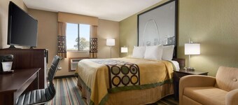Super 8 by Wyndham Sikeston/Miner Area