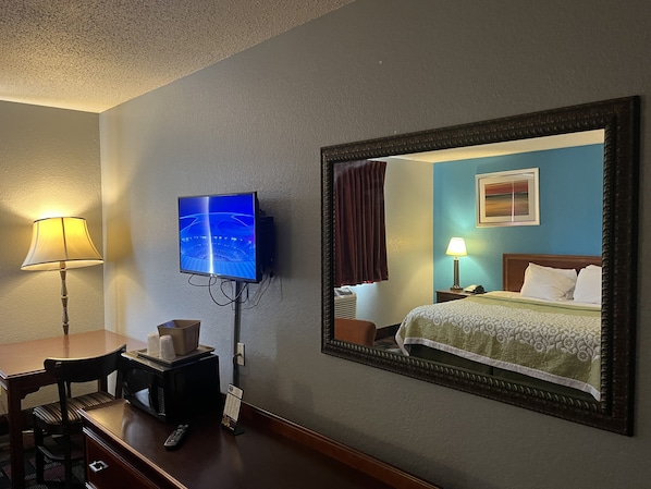 Standard Room, 1 King Bed, Non Smoking