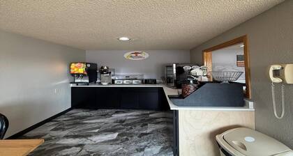 Super 8 by Wyndham Belle Fourche SD