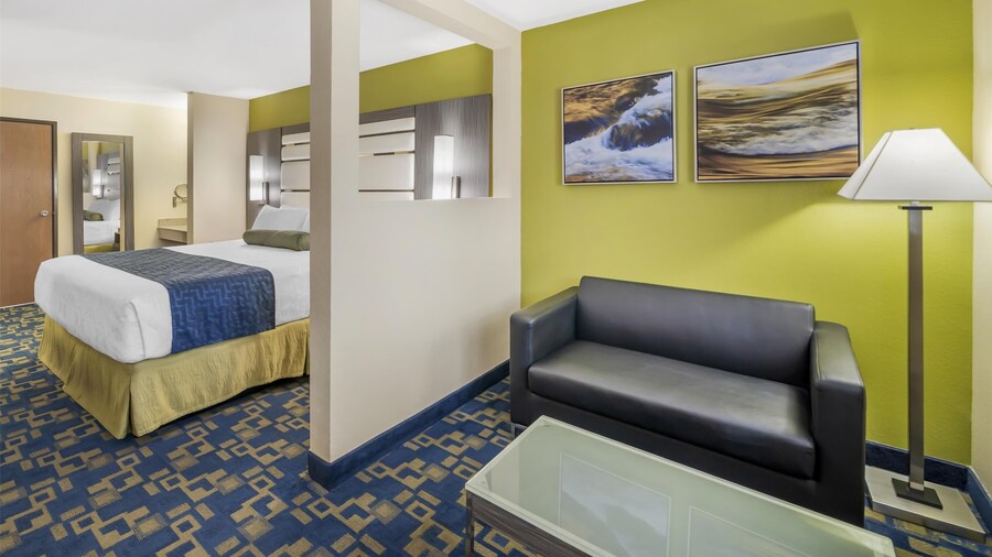 Best Western Antelope Inn & Suites