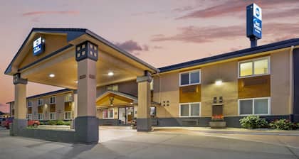Best Western Antelope Inn & Suites