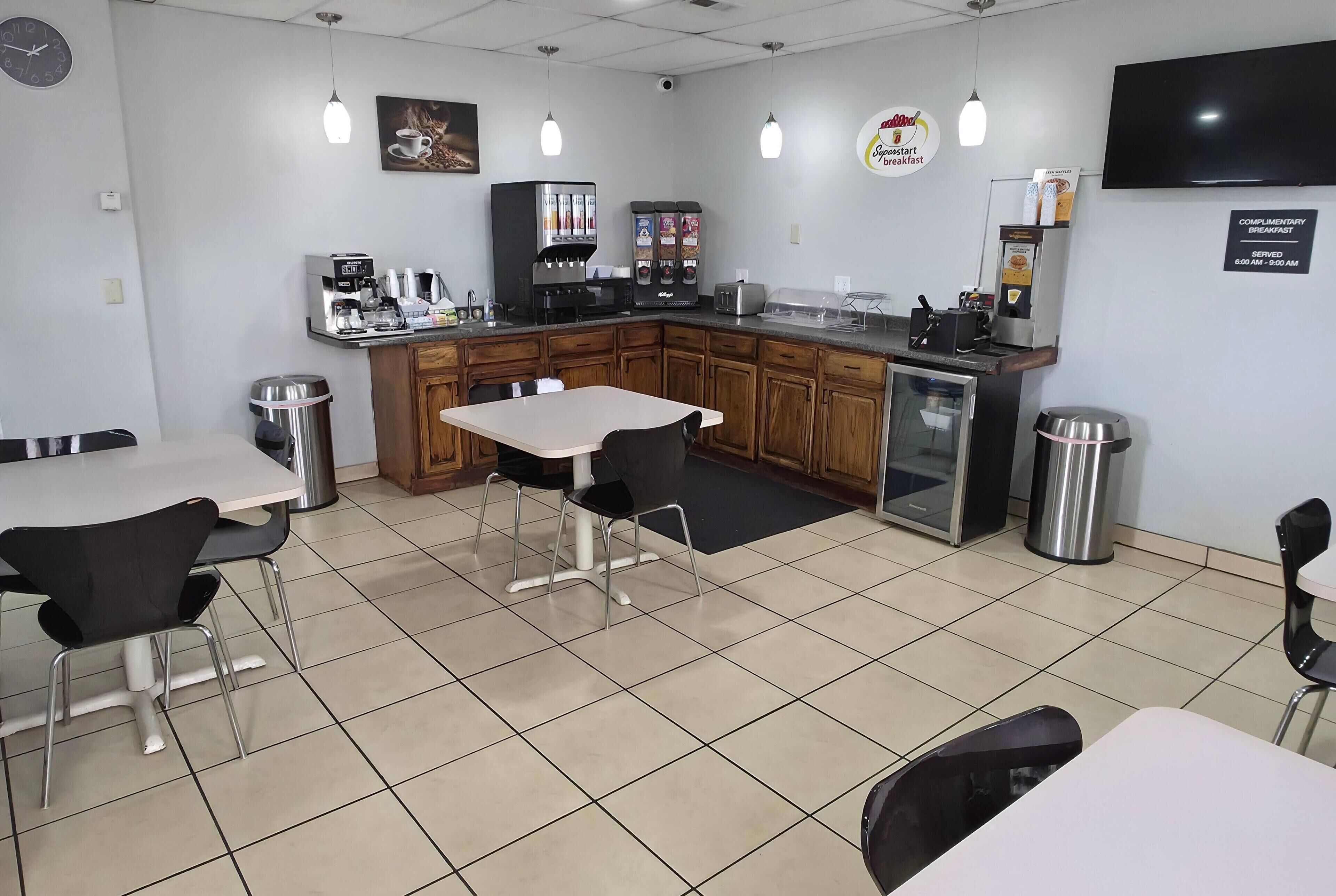 Petit déjeuner continental compris tous les jours