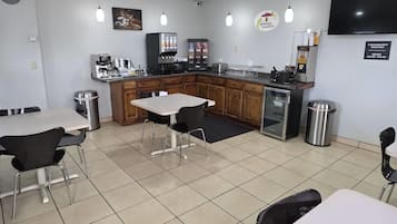 Petit déjeuner continental compris tous les jours