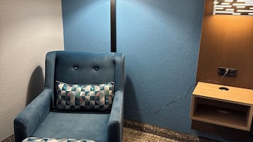 Desk, free cribs/infant beds, free WiFi, bed sheets