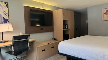 Desk, free cribs/infant beds, free WiFi, bed sheets