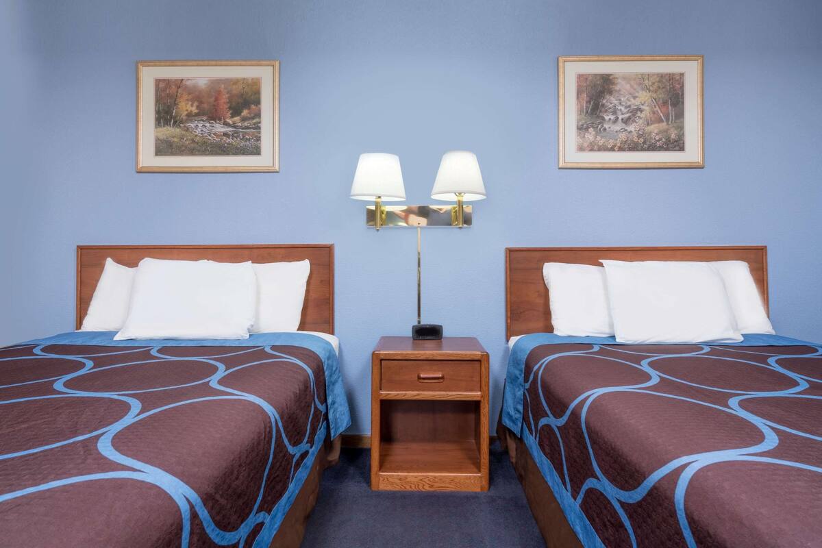 Room, 2 Double Beds, Non Smoking | Desk, free cribs/infant beds, free WiFi, bed sheets