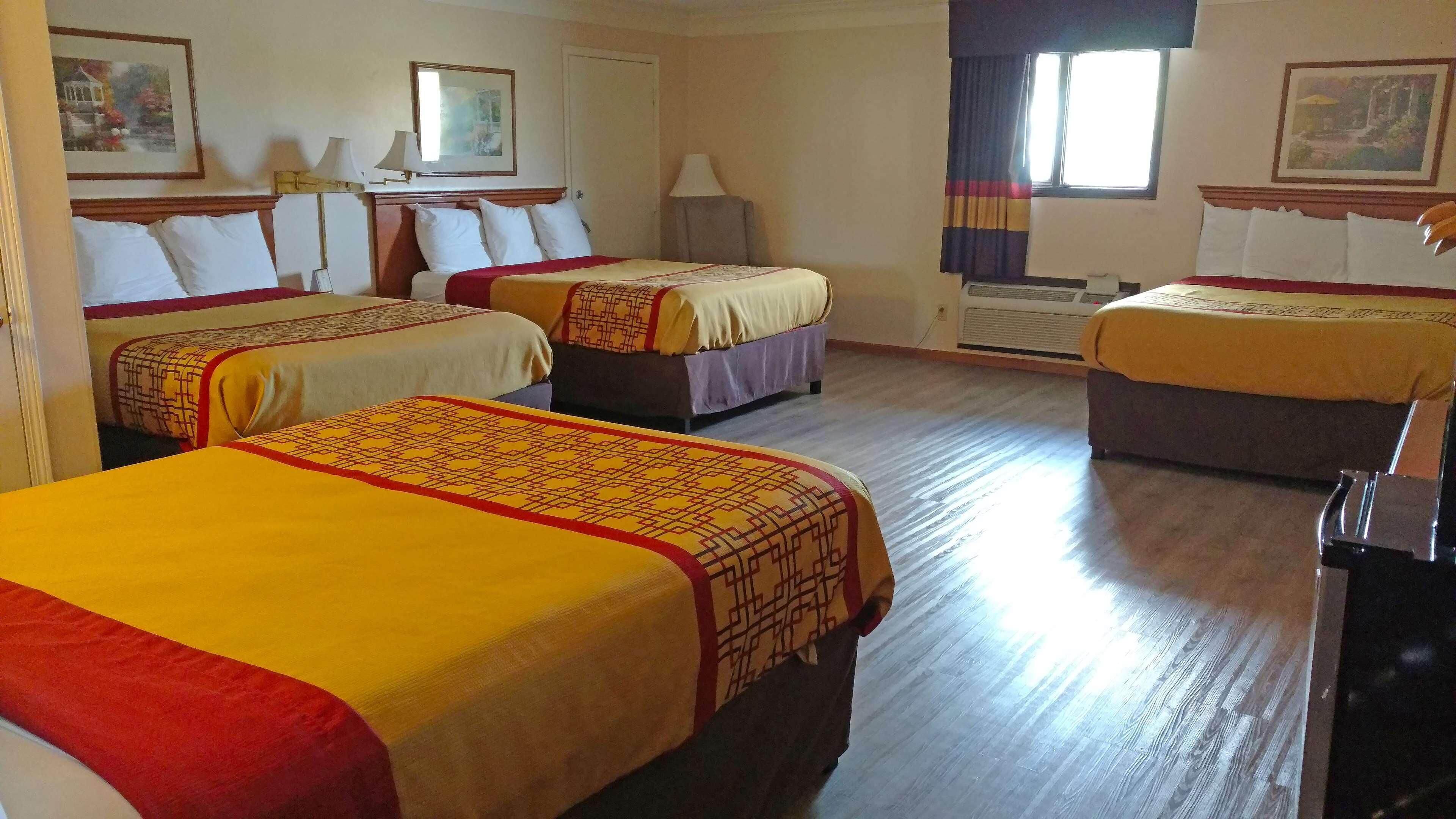 Iron/ironing board (on request), free WiFi, alarm clocks, bed sheets