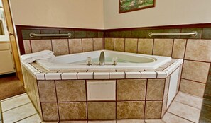 Articles de toilette gratuits, sèche-cheveux, serviettes fournies