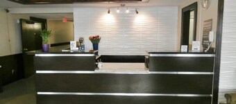Americas Best Value Inn & Suites Thief River Falls