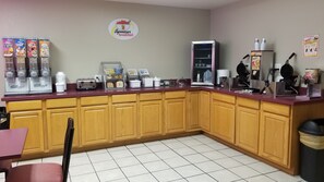 Tägliches inbegriffenes Frühstück zum Mitnehmen