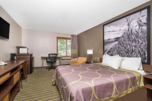 Desk, cots/infant beds, rollaway beds, free WiFi