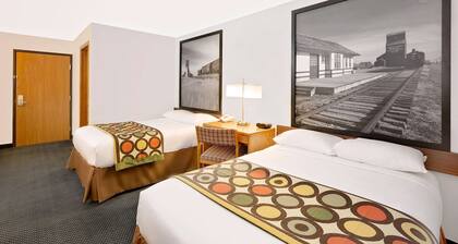 Super 8 by Wyndham St. James