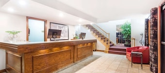 Super 8 by Wyndham Platteville