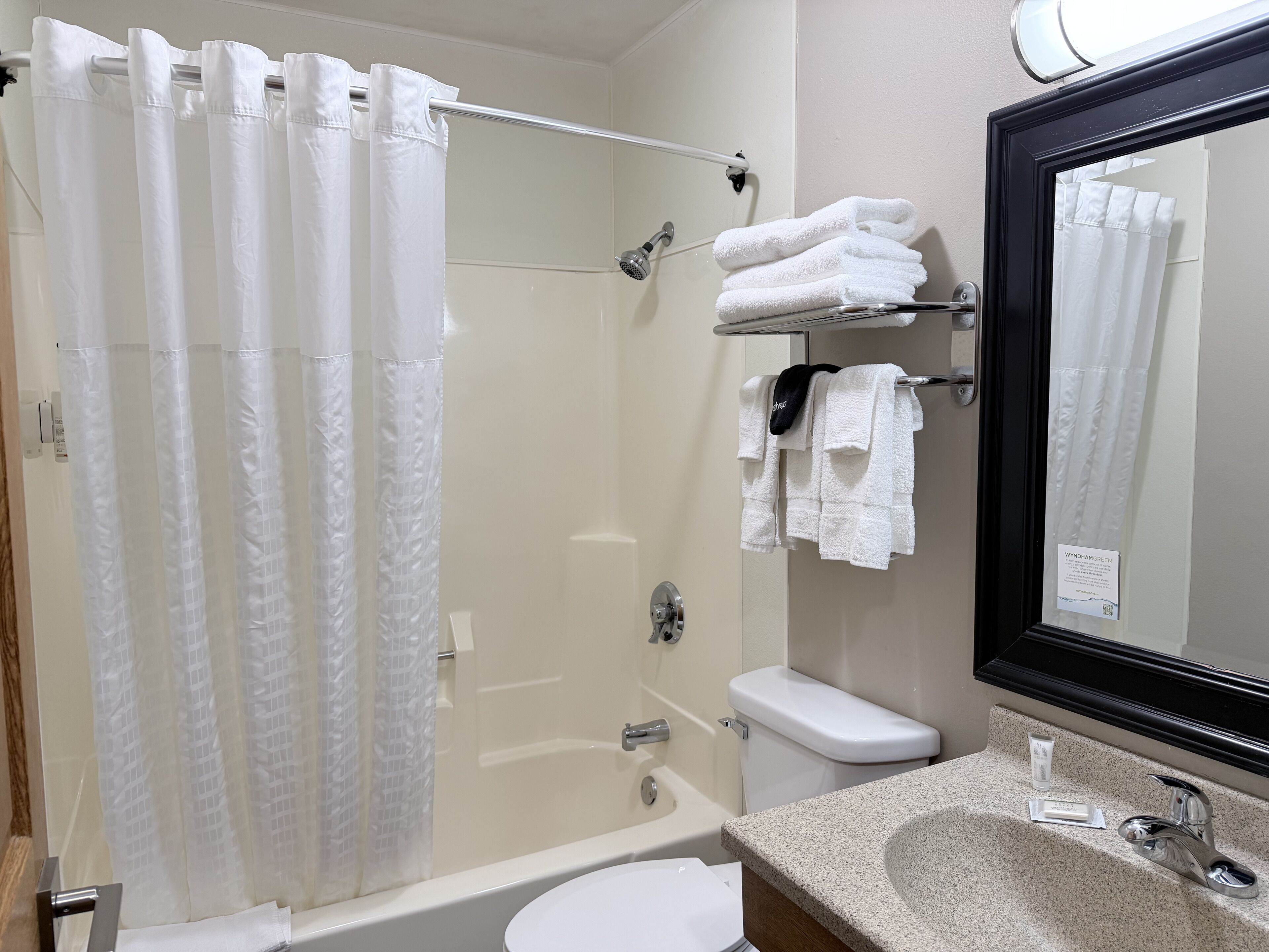 Chambre, 2 lits doubles, non-fumeur, réfrigérateur | Décor unique, ameublement unique