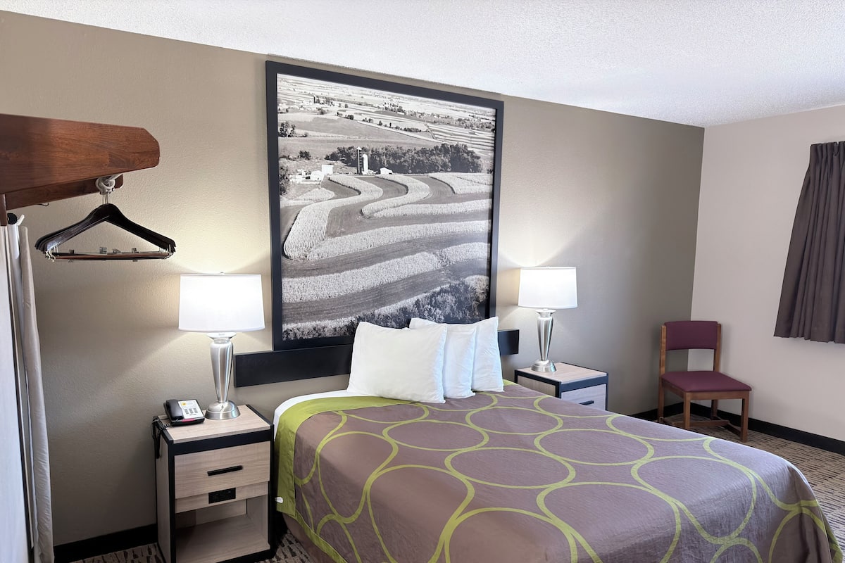 Chambre, 1 grand lit, non-fumeur