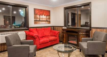 Super 8 by Wyndham Bedford