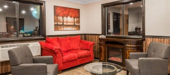 Super 8 by Wyndham Bedford