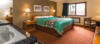 Super 8 by Wyndham Hartford WI