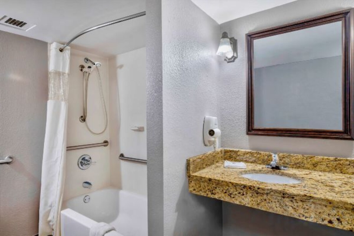 Free toiletries, hair dryer, towels
