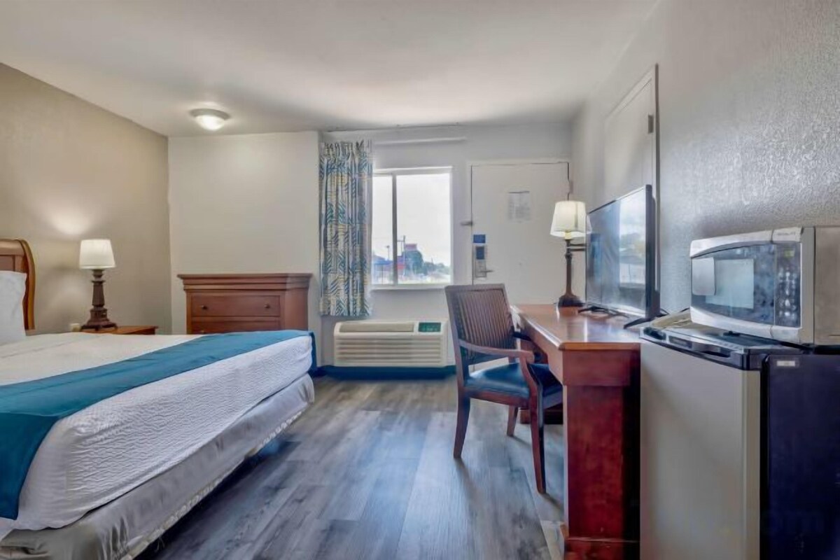 Iron/ironing board (on request), free WiFi, alarm clocks, bed sheets