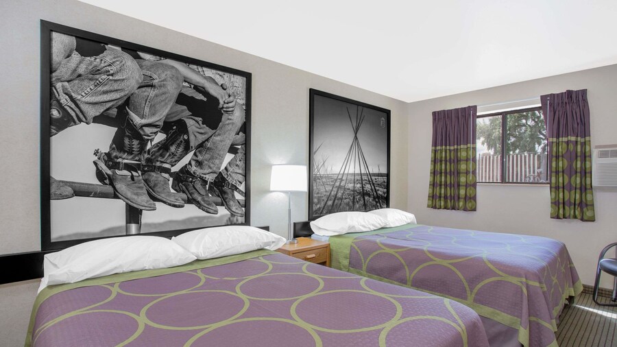 Super 8 by Wyndham Havre