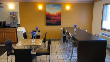 Desayuno para llevar incluido todos los días