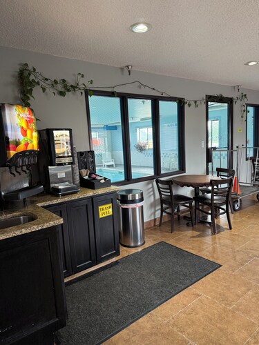 Super 8 by Wyndham Campbellsville KY