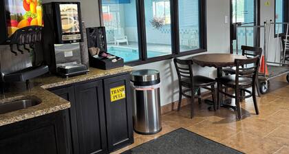 Super 8 by Wyndham Campbellsville KY