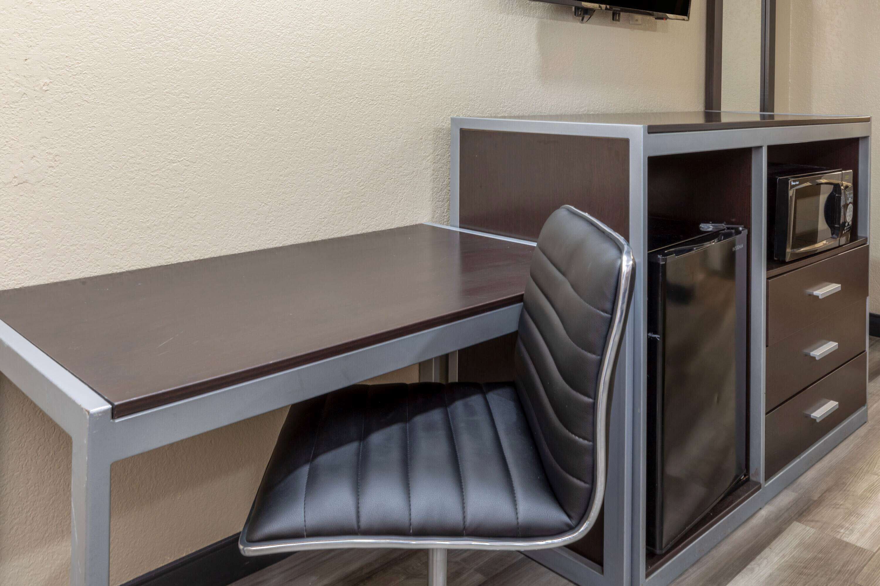 Photo - Super 8 by Wyndham Tulsa/Arpt/St Fairgrounds