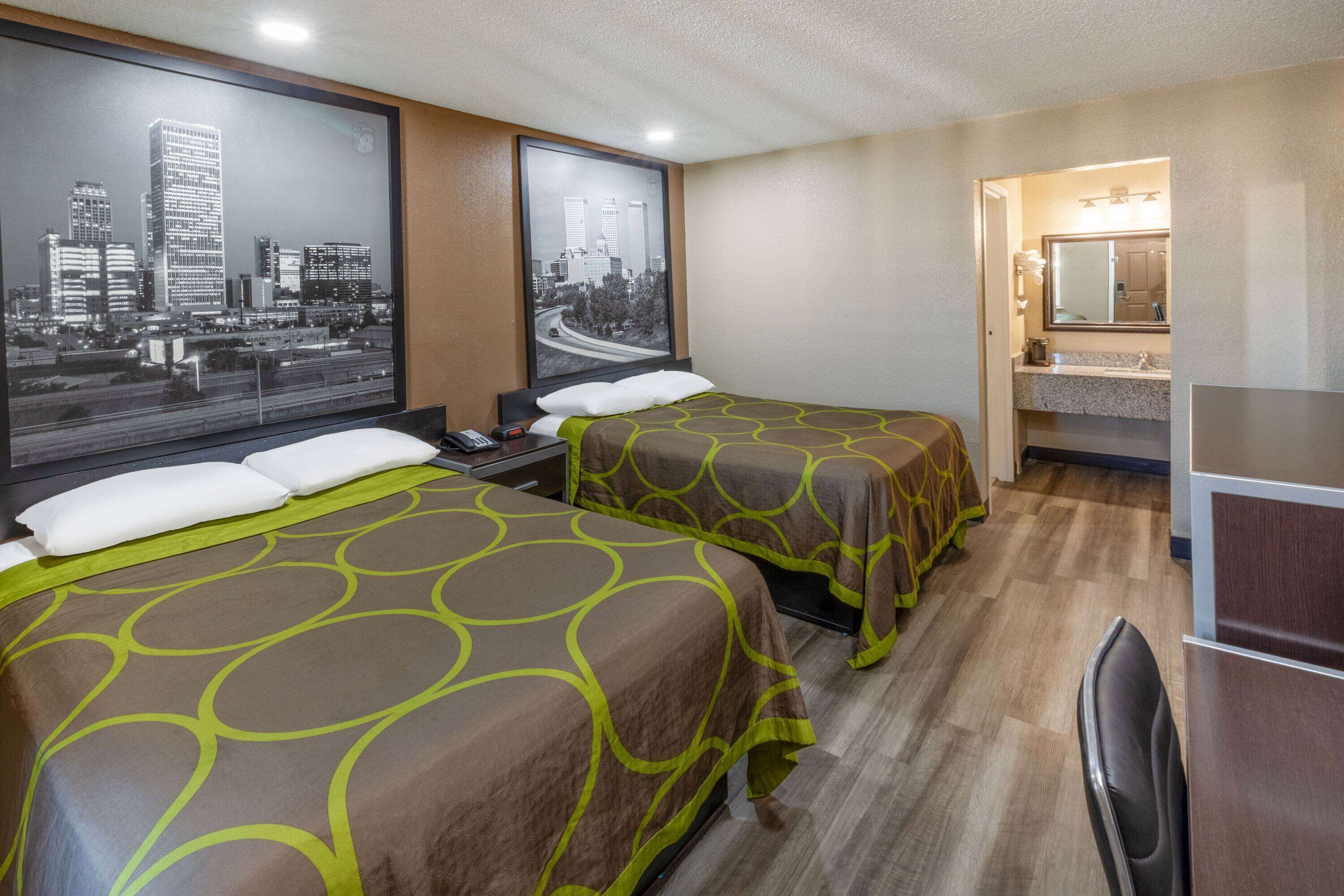 Photo - Super 8 by Wyndham Tulsa/Arpt/St Fairgrounds