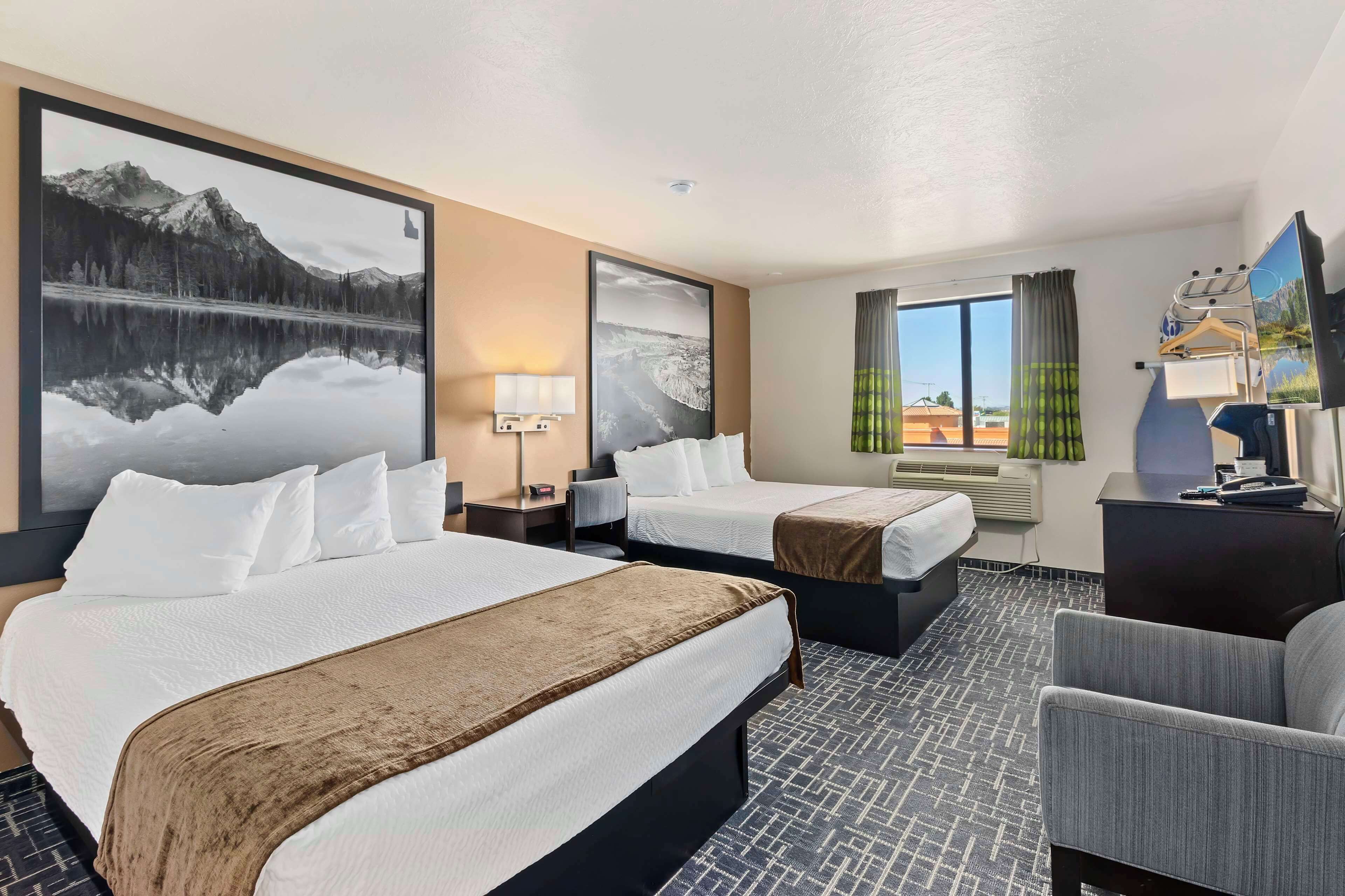 1 bedroom, iron/ironing board, free cots/infant beds, rollaway beds