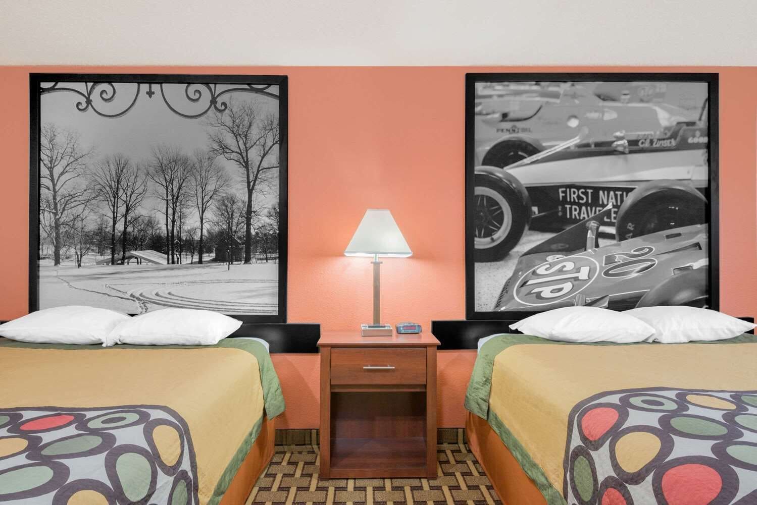 標準客房, 2 張加大雙人床 | 書桌、筆電工作空間、遮光布/窗簾、隔音