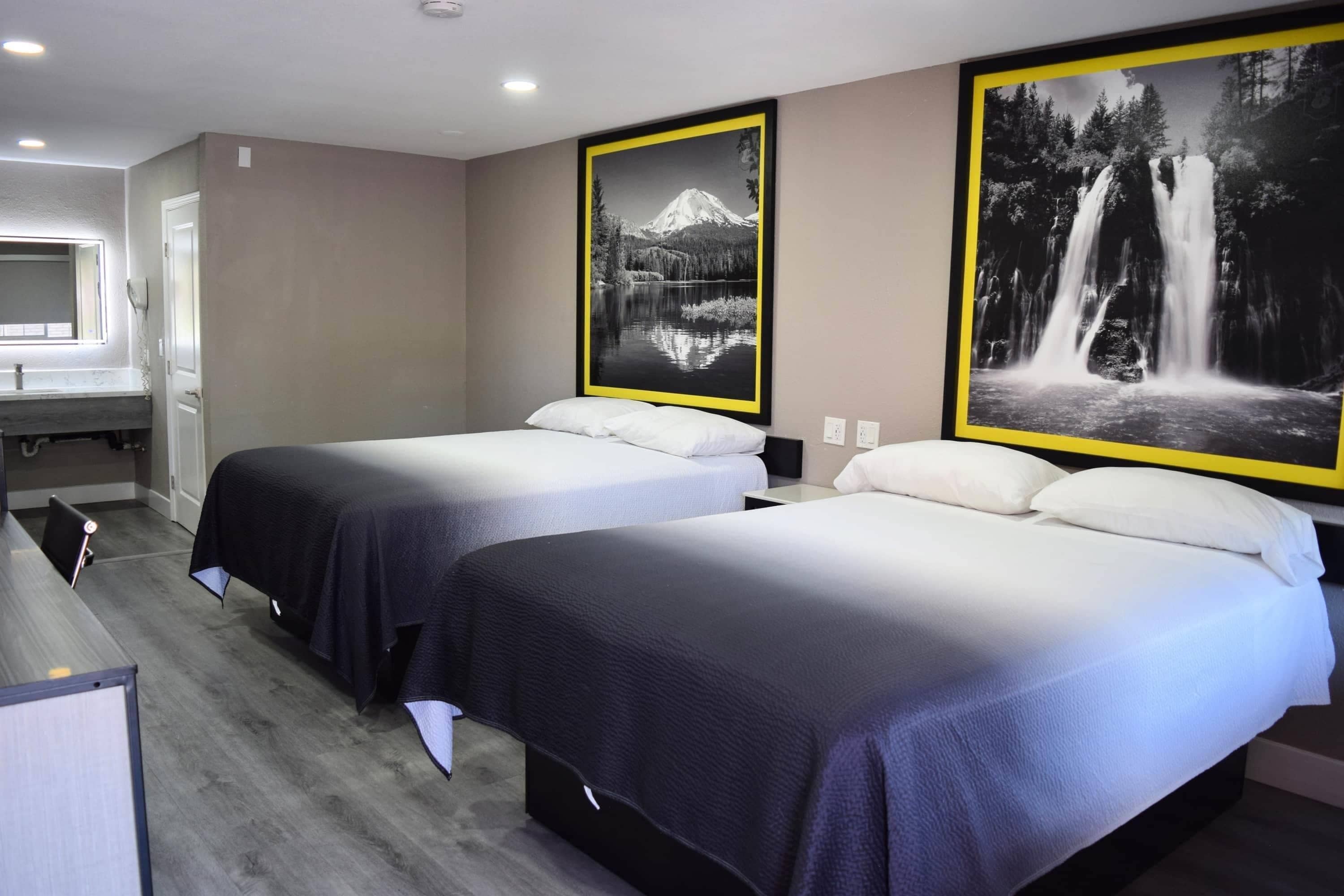 Photo - Super 8 by Wyndham Visalia