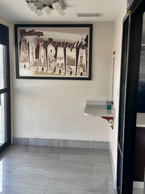 Interior - Super 8 by Wyndham Prattville Montgomery (Prattville)