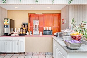 Petit déjeuner à emporter compris tous les jours