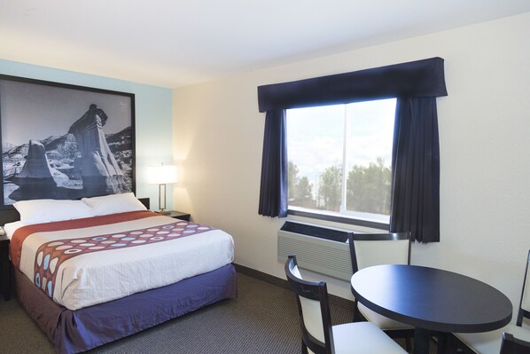 Suite familiar, 2 camas Queen size, microondas | Cortinas blackout, tabla de planchar con plancha y cunas gratuitas 