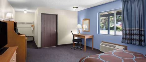 Room, 1 Queen Bed, Accessible, Non Smoking (Mobility/Hearing Impaired) | Desk, laptop workspace, blackout drapes, free cribs/infant beds