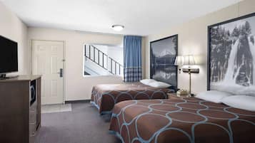 Desk, laptop workspace, blackout curtains, free cots/infant beds