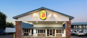 Super 8 by Wyndham Susanville