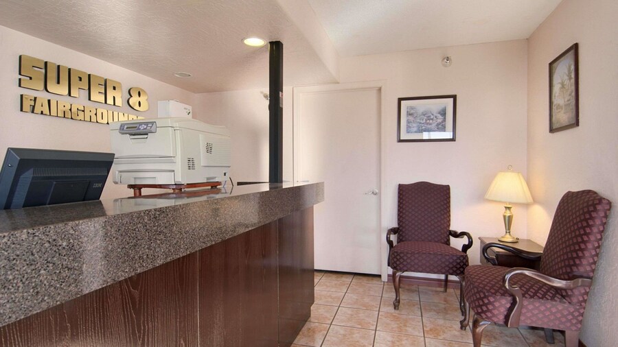 Super 8 by Wyndham Oklahoma Fairgrounds