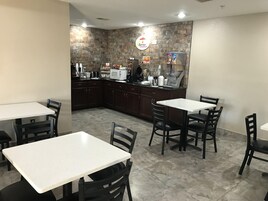 Desayuno para llevar incluido todos los días 