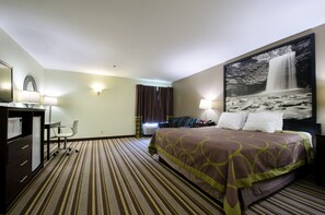 Room, 1 King Bed, Smoking