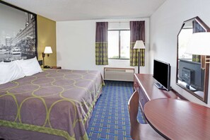 Blackout drapes, cribs/infant beds, rollaway beds, free WiFi - Super 8 by Wyndham Monee (Monee)